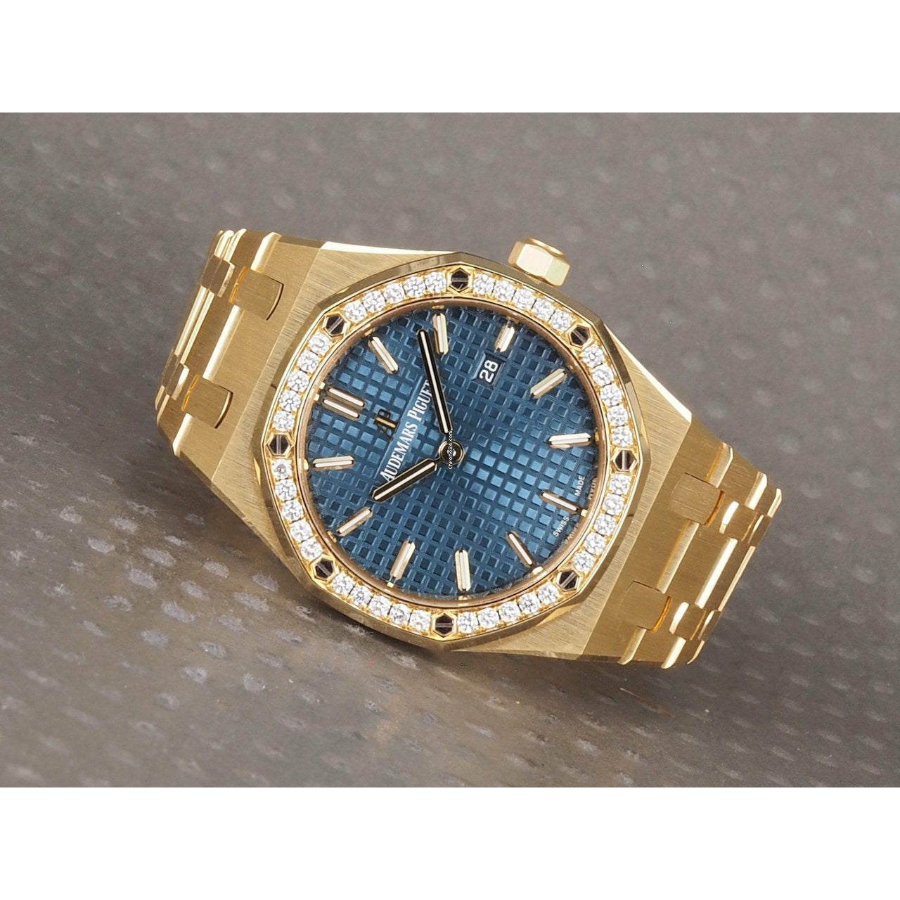 Audemars Piguet Royal Oak Lady Gold