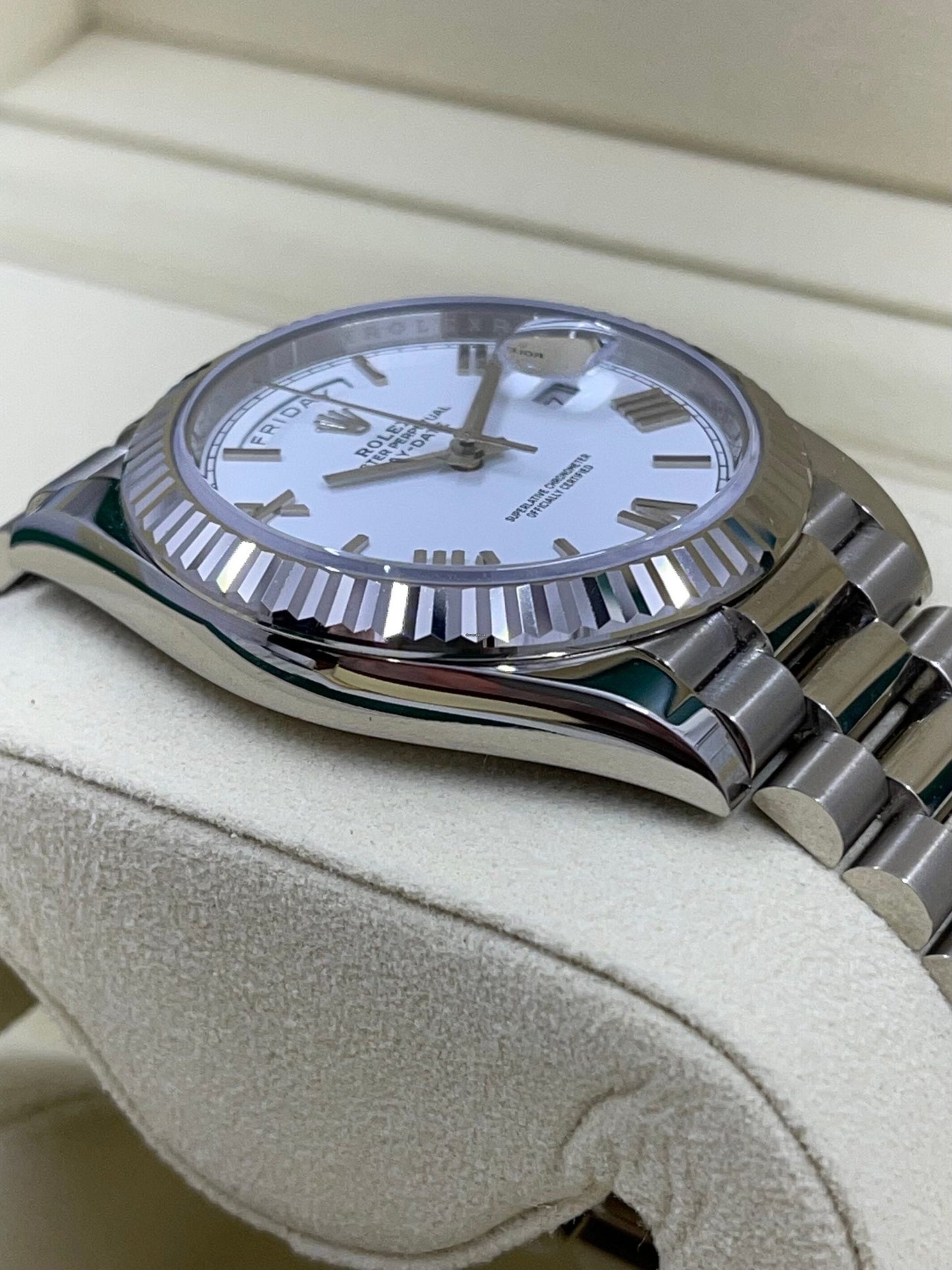 Rolex Day-Date 40MM Or Blanc Et Cadran Blanc President Ceinture