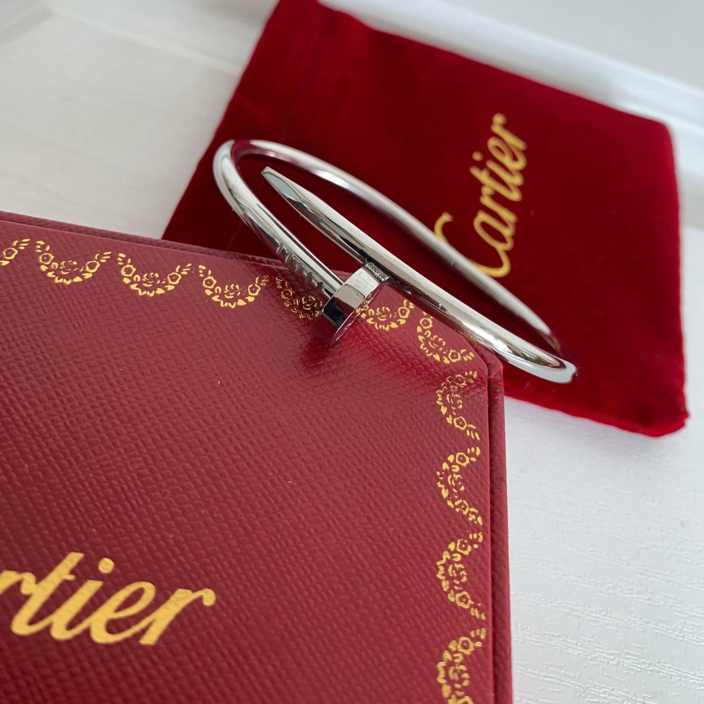 Bracelet Cartier Clou White